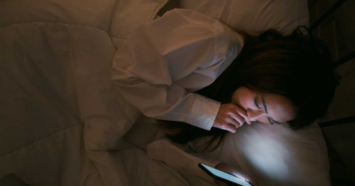 Why You Feel Worse After Scrolling Through Social Media